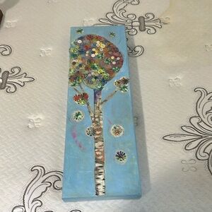 Collage original
Tree and flowers